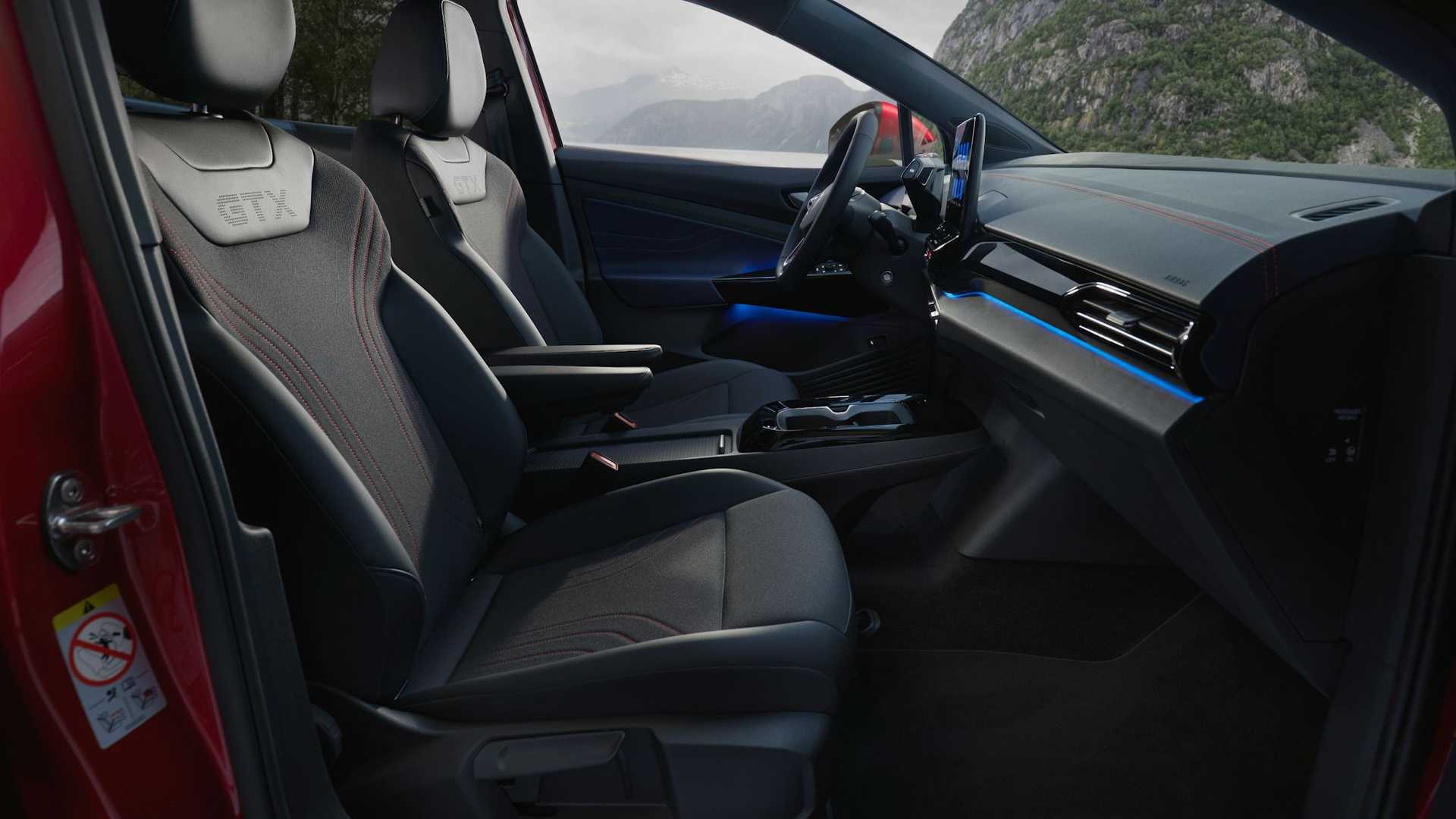 На шляху до світового панування: представлено електричний купе-кросовер Volkswagen ID.5